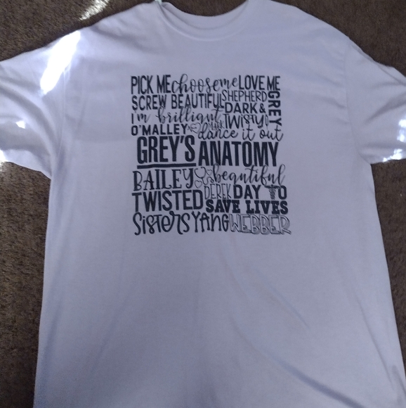 "Grey's Anatomy" shirt in a light lavender color and a size extra large - Picture 1 of 2